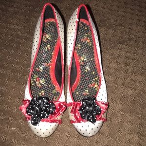 Black and white polka dot heels